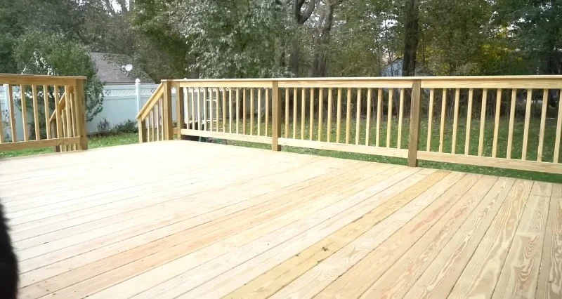 Finished deck railing detail, Knoxville, TN
